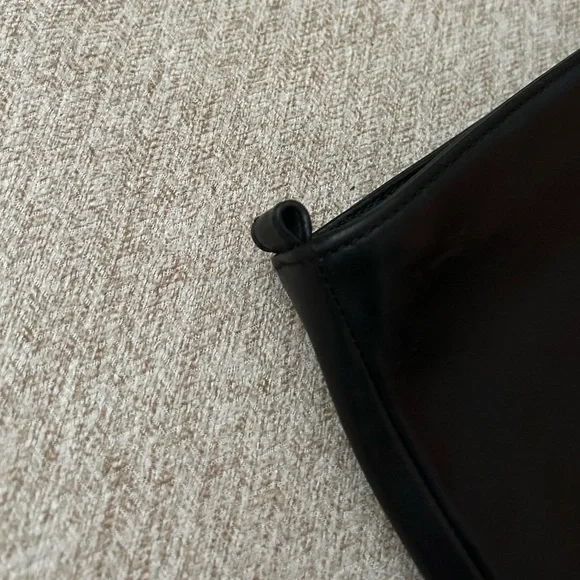 Coach Crossbody Bag - Picture 4 of 10